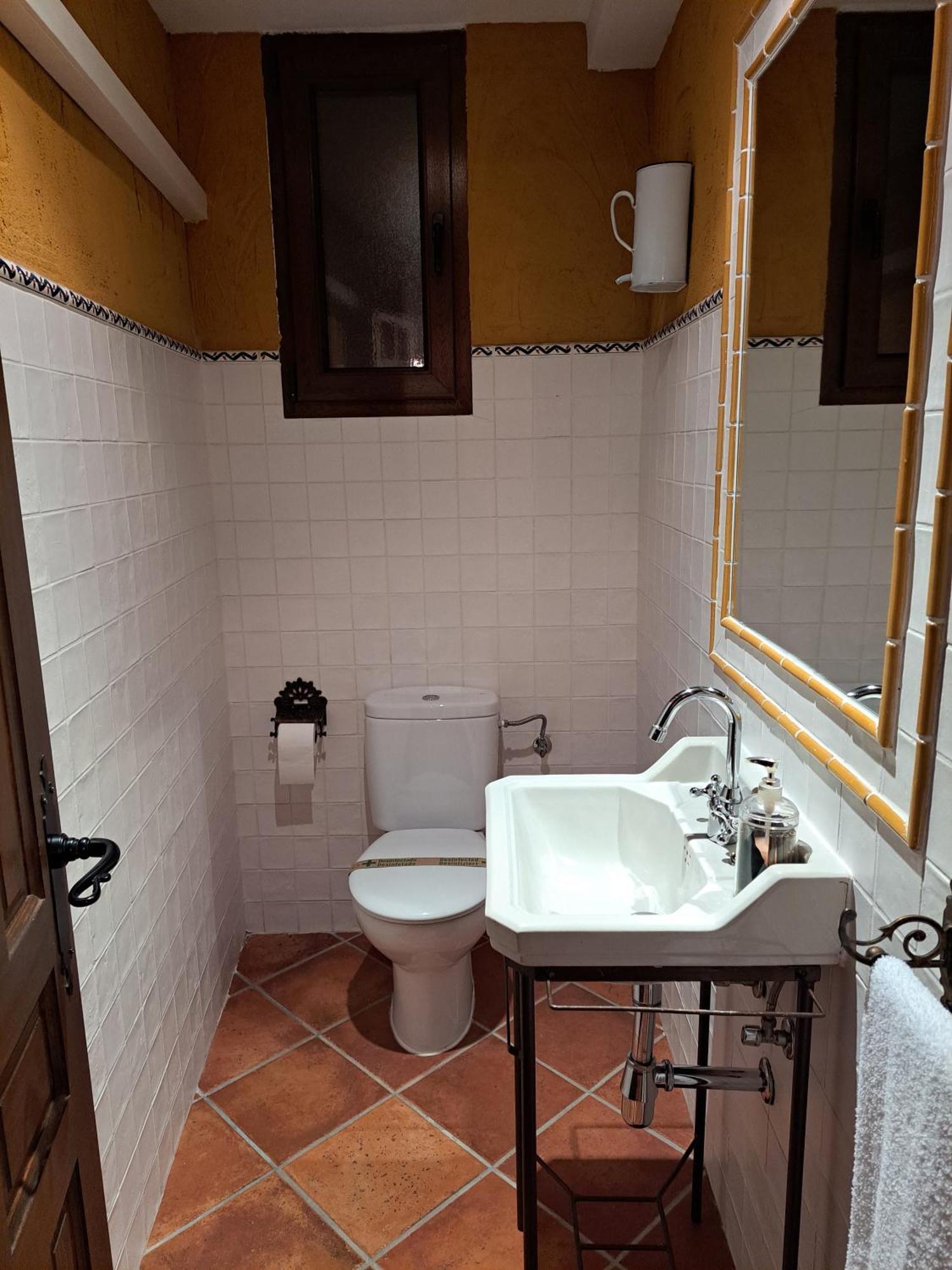 Casa Rural La Bodega, Ofrece Cata De Vino Gratis Horche Dış mekan fotoğraf