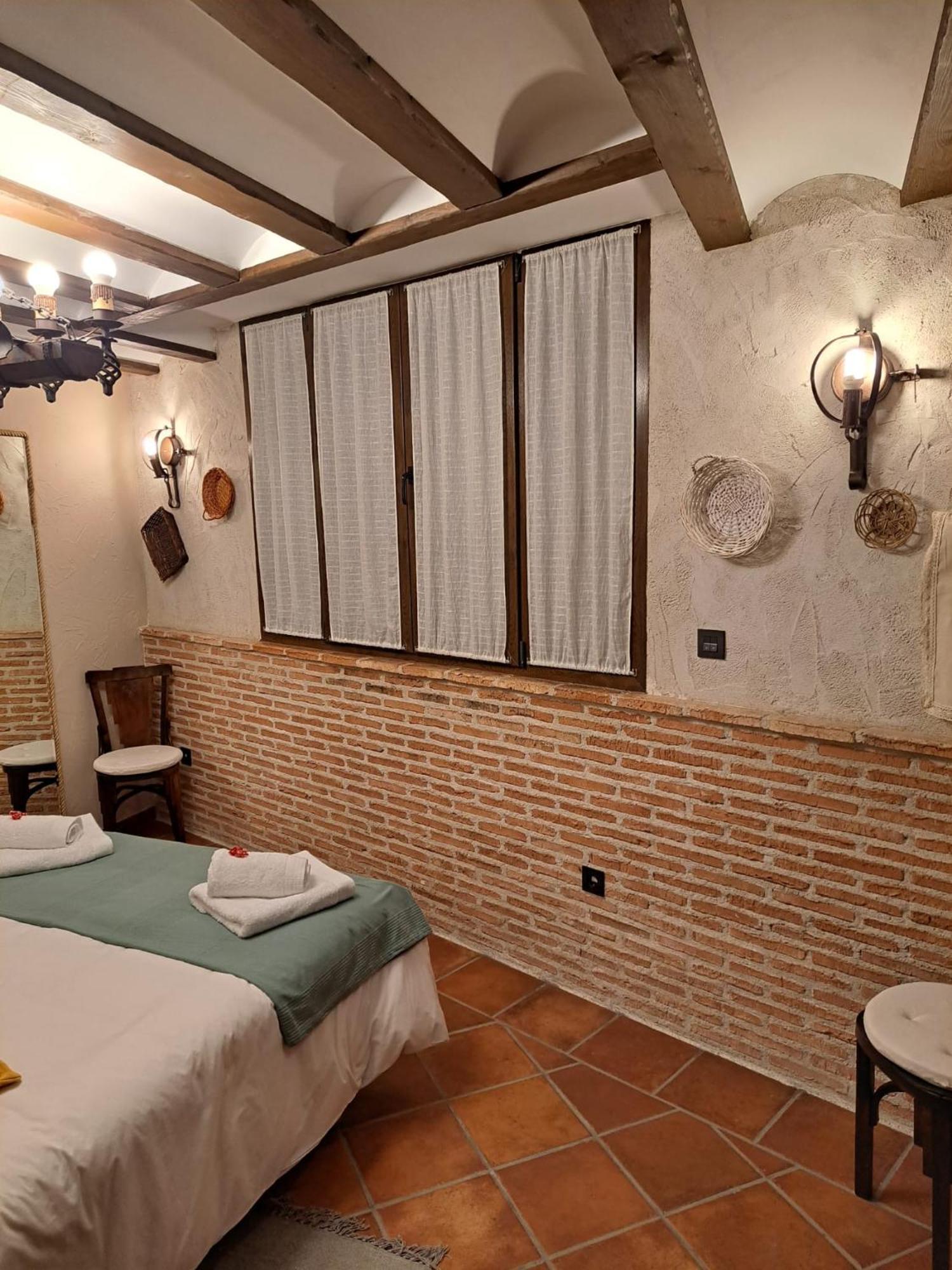Casa Rural La Bodega, Ofrece Cata De Vino Gratis Horche Dış mekan fotoğraf