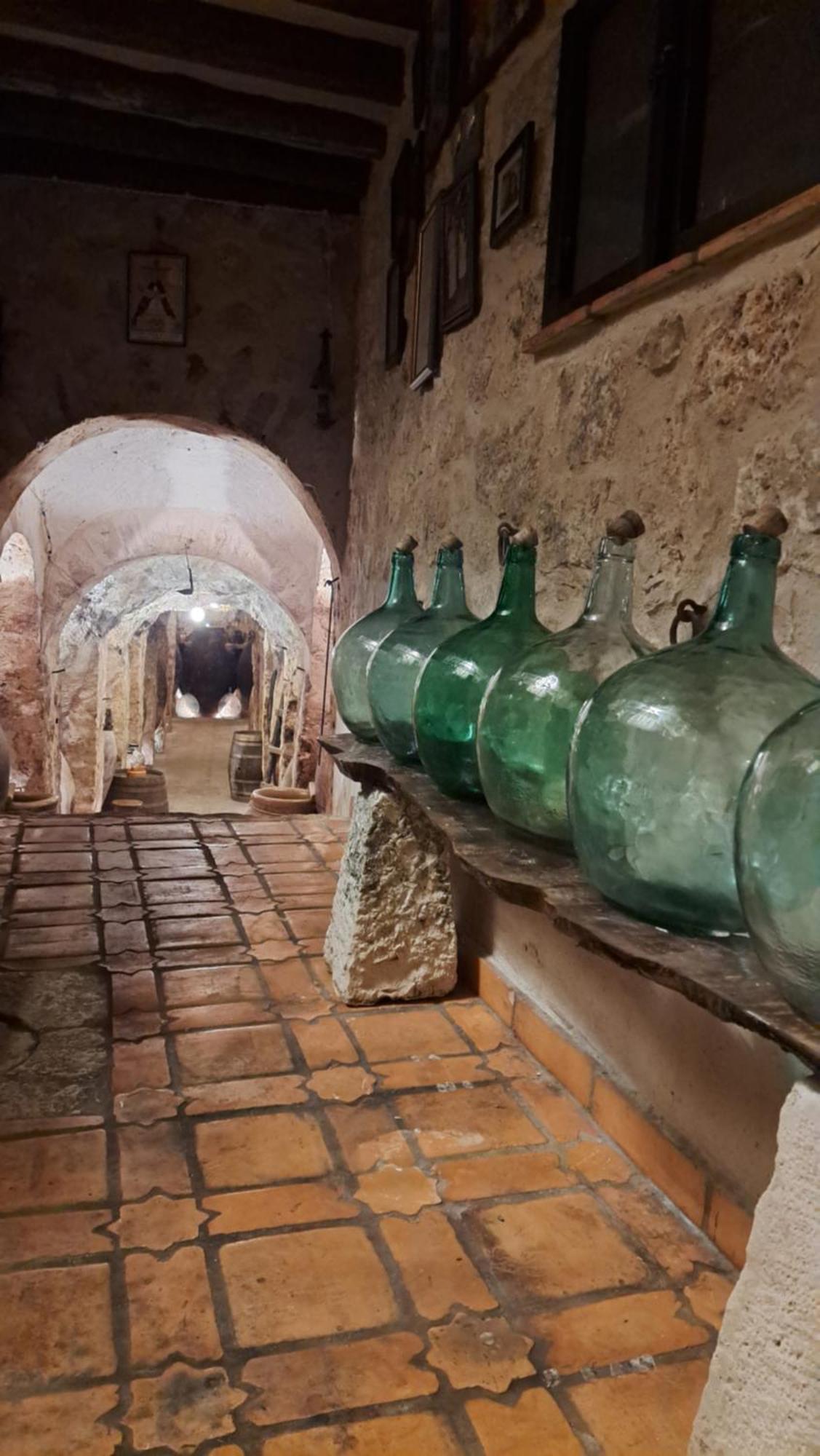Casa Rural La Bodega, Ofrece Cata De Vino Gratis Horche Dış mekan fotoğraf